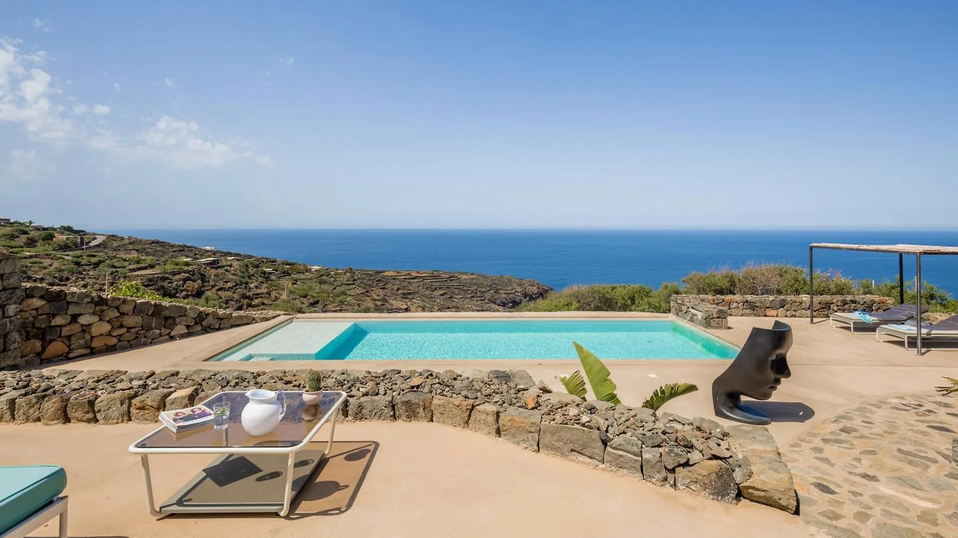 Dammusi Aloe Villa Pantelleria 0*,  Italy